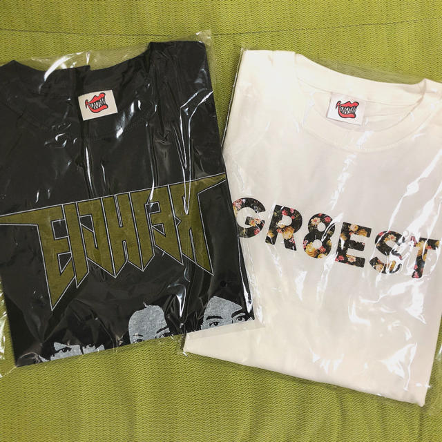 関ジャニ∞(カンジャニエイト)の🌈【新品・未使用】GR8EST THE Tシャツ ロックT＆ロンＴセット🌈 エンタメ/ホビーのタレントグッズ(アイドルグッズ)の商品写真