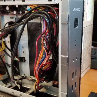 Antec ISK110 VESA mini-ITX 90W電源 訳あり