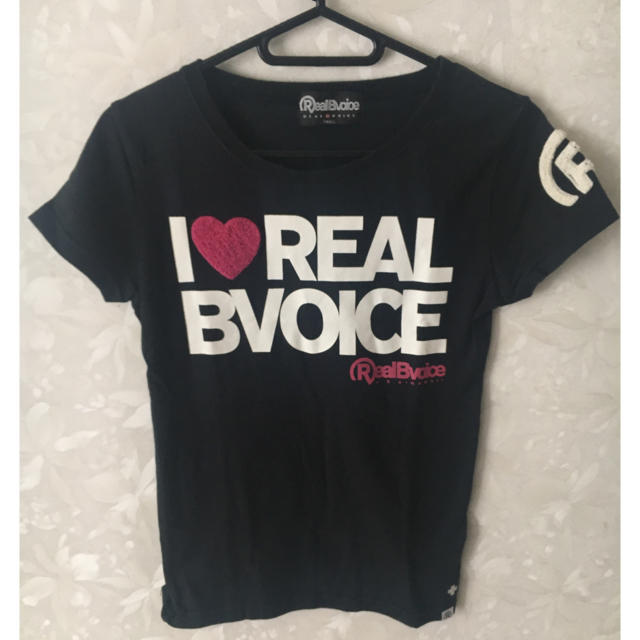 RealBvoice(リアルビーボイス)のReal Bvoice Tシャツ レディースのトップス(Tシャツ(半袖/袖なし))の商品写真