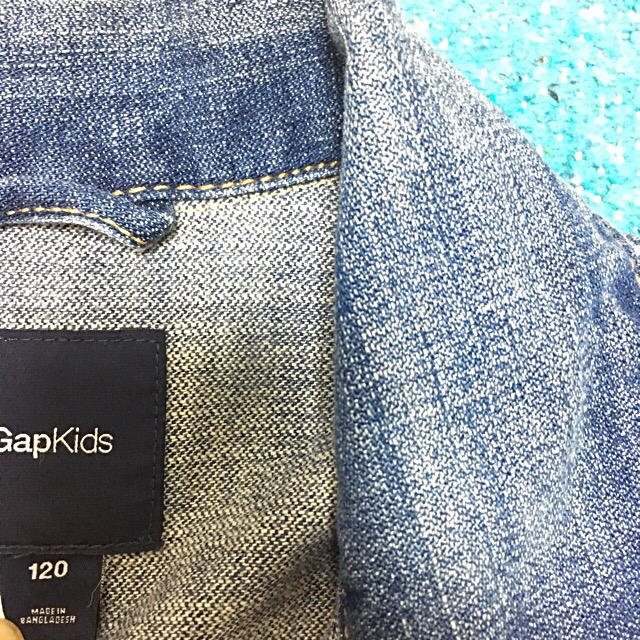 GAP Kids(ギャップキッズ)のSALE♡様 専用 GAP Gジャン & LOVE TOXIC ショートパンツ キッズ/ベビー/マタニティのキッズ服女の子用(90cm~)(ジャケット/上着)の商品写真