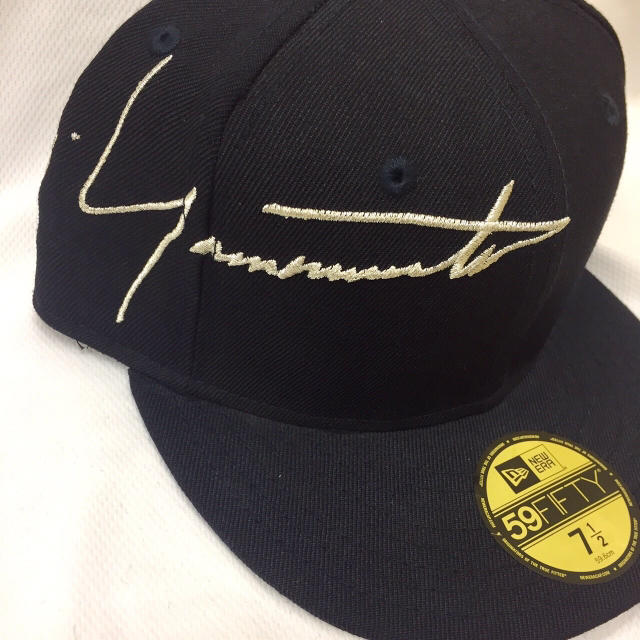 Yohji Yamamoto(ヨウジヤマモト)の新品・未使用 New Era ニューエラ Y's ヨウジヤマモト キャップ 紺 メンズの帽子(キャップ)の商品写真