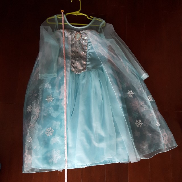 H&M(エイチアンドエム)のアナと雪の女王　エルサ　H&M ハロウィン　ドレス エンタメ/ホビーのコスプレ(衣装)の商品写真