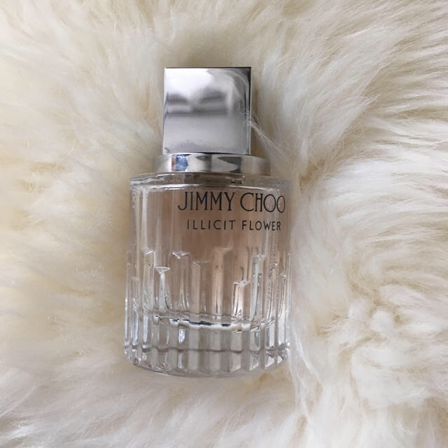 JIMMY CHOO(ジミーチュウ)のILLICIT FLOWER コスメ/美容の香水(香水(女性用))の商品写真