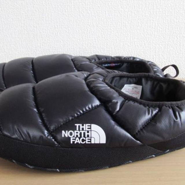 THE NORTH FACE(ザノースフェイス)の新品ノースフェイス保温ダウン軽量テント シューズ黒28-29.5cmルーム メンズの靴/シューズ(スリッポン/モカシン)の商品写真