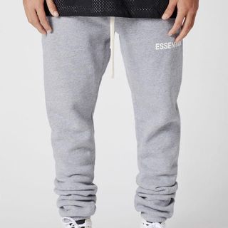 フィアオブゴッド(FEAR OF GOD)のFOG ESSENTIALS Graphic Sweatpants XS(その他)