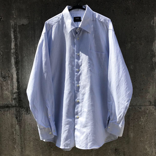 ヒューゴボス(HUGO BOSS)のヒューゴボス デザインシャツ46/ドレス/ビジネス(シャツ)