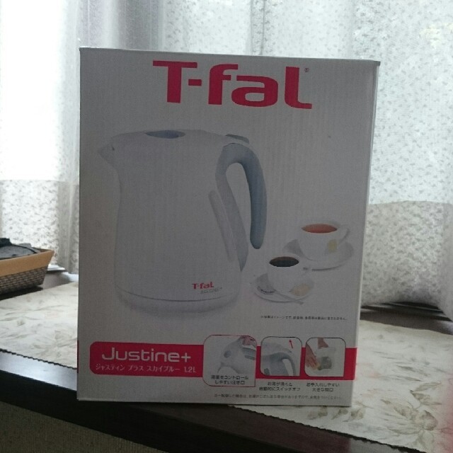 T-fal(ティファール)のT-fal 電気ケトル  1.2L スマホ/家電/カメラの生活家電(電気ケトル)の商品写真