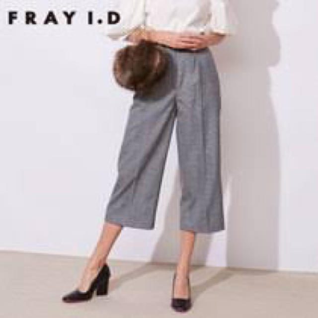 FRAY I.D(フレイアイディー)の試着のみ フレイアイディー ワイドタックパンツ レディースのパンツ(カジュアルパンツ)の商品写真