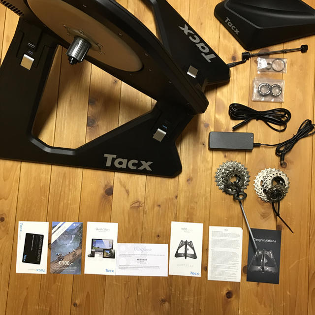 Tacx タックス Neo Smart 使用回数少ない スプケット付 スポーツ/アウトドアの自転車(その他)の商品写真