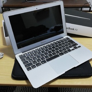 マック(Mac (Apple))のMacBook Air 11インチ (ノートPC)