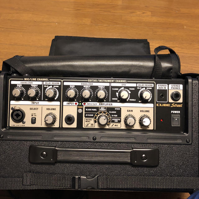 Roland CUBE Street アンプ➕専用のキャリング・バッグ付 Roland CUBE Street アンプ➕専用のキャリング・バッグ付