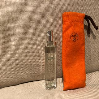 エルメス(Hermes)のほひほひ様専用 屋根の上の庭 エルメス 香水 HERMES 美品(ユニセックス)