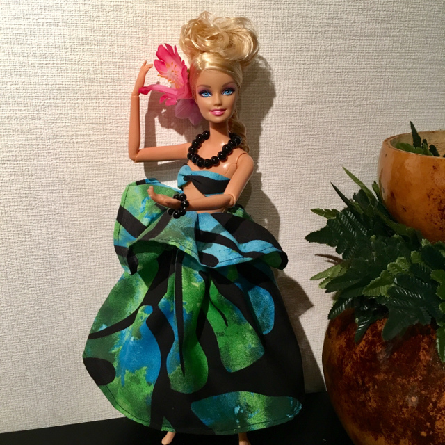 【30％OFF】 Barbie フラダンス衣装【No.44】 バービー人形 - 人形