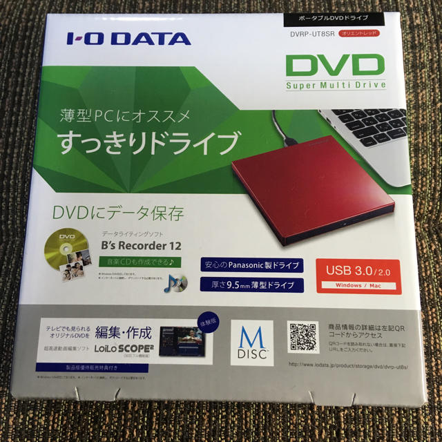 IODATA(アイオーデータ)のアイオーデータ ポータブルDVDドライブ DVRP-UT8SR スマホ/家電/カメラのPC/タブレット(PC周辺機器)の商品写真