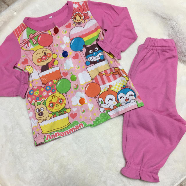 アンパンマン(アンパンマン)のアンパンマン パジャマ キッズ/ベビー/マタニティのキッズ服女の子用(90cm~)(パジャマ)の商品写真