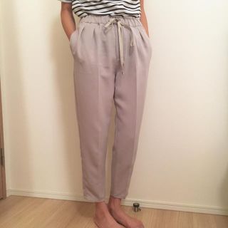 スピックアンドスパン(Spick & Span)のspick&span スピックアンドスパン センタープレスパンツ(クロップドパンツ)