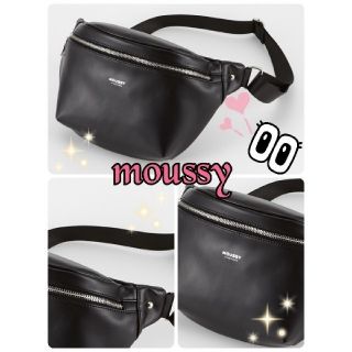 マウジー(moussy)の⚡moussy⚡ウエストショルダーバッグ♥新品✨(ボディバッグ/ウエストポーチ)