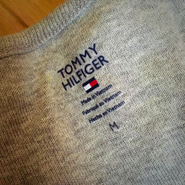 TOMMY HILFIGER(トミーヒルフィガー)のriiiiiii様 専用ページ レディースのトップス(Tシャツ(半袖/袖なし))の商品写真