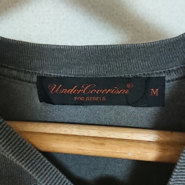 UNDERCOVER(アンダーカバー)のUNDERCOVER  tシャツ メンズのトップス(Tシャツ/カットソー(半袖/袖なし))の商品写真