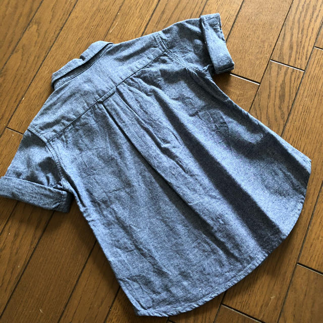 UNITED ARROWS green label relaxing(ユナイテッドアローズグリーンレーベルリラクシング)のI 105cm 美品 デニムシャツ ダンガリー ボタンダウン 半袖  キッズ/ベビー/マタニティのキッズ服男の子用(90cm~)(Tシャツ/カットソー)の商品写真