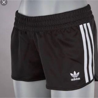 アディダス(adidas)のadidasoriginals ショートパンツ 新品未使用(ショートパンツ)