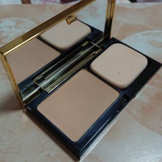 イヴサンローランボーテ(Yves Saint Laurent Beaute)のYves saint Laurent  パウダーファンデーション(ファンデーション)