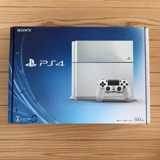 プレイステーション4(PlayStation4)のPS4 本体 ホワイト CUH-1100A 500GB(家庭用ゲーム機本体)