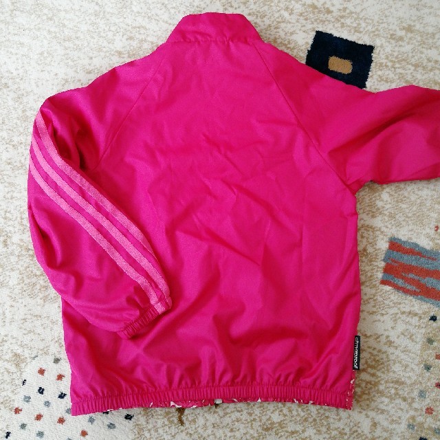 adidas(アディダス)の値下げします！adidas　ウィンドブレーカー キッズ/ベビー/マタニティのキッズ服女の子用(90cm~)(ジャケット/上着)の商品写真