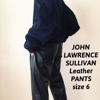 ジョンローレンスサリバン(JOHN LAWRENCE SULLIVAN)の定価10万ジョンローレンスサリバン クロップド レザーパンツ  エンフォルド(クロップドパンツ)