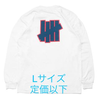 アンディフィーテッド(UNDEFEATED)のLサイズ UNDEFEATED CHEST UN LOGO TEE Tシャツ(Tシャツ/カットソー(七分/長袖))