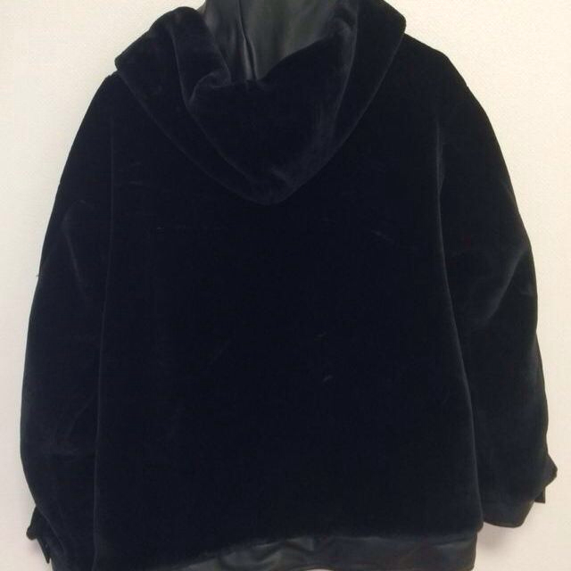 MURUA(ムルーア)のMURUA✺リバーシブルファーパーカー レディースのジャケット/アウター(毛皮/ファーコート)の商品写真