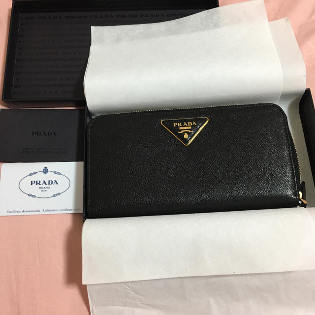 新品未使用 プラダ PRADA 長財布 グレースカーフ - 財布