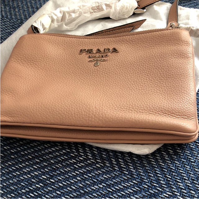 PRADA(プラダ)のPRADA  プラダ ショルダーバック レディースのバッグ(ショルダーバッグ)の商品写真