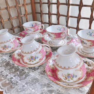 ロイヤルアルバート(ROYAL ALBERT)のROYAL ALBERT カップ＆ソーサー セット(食器)