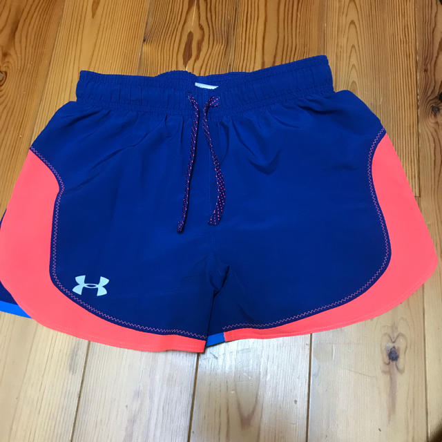 UNDER ARMOUR(アンダーアーマー)のランニングパンツ ジュニア用 スポーツ/アウトドアのスポーツ/アウトドア その他(陸上競技)の商品写真