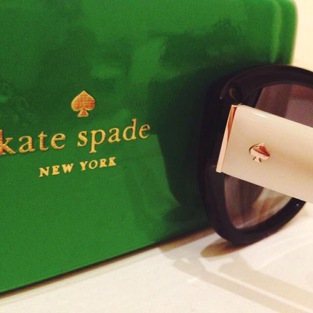 kate spade new york(ケイトスペードニューヨーク)のKate spade サングラス レディースのファッション小物(サングラス/メガネ)の商品写真