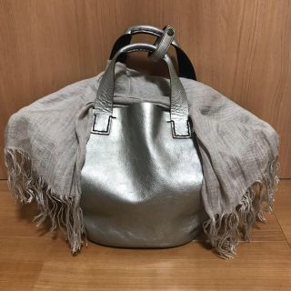 ミナペルホネン(mina perhonen)のebagos レザーバッグ カゴバッグ(トートバッグ)