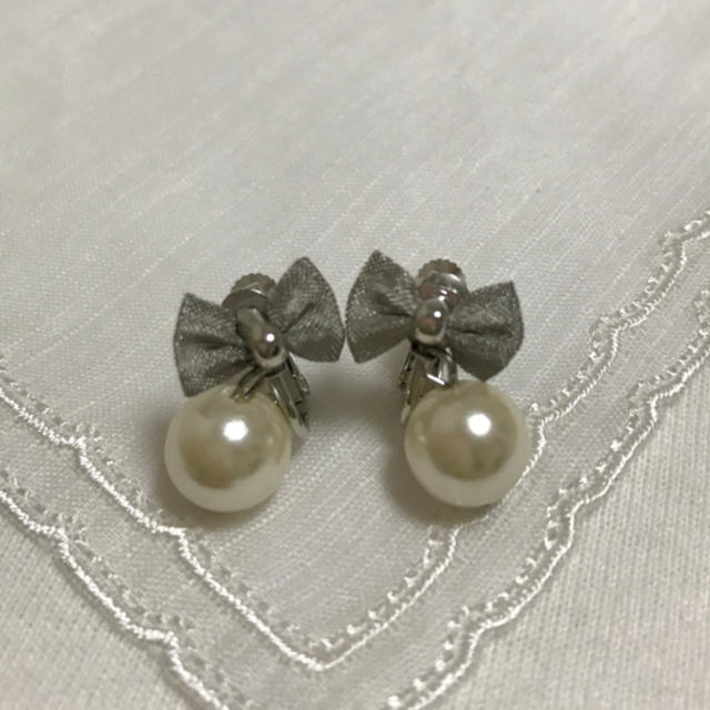 パールイヤリング【結婚式♡】 レディースのアクセサリー(イヤリング)の商品写真