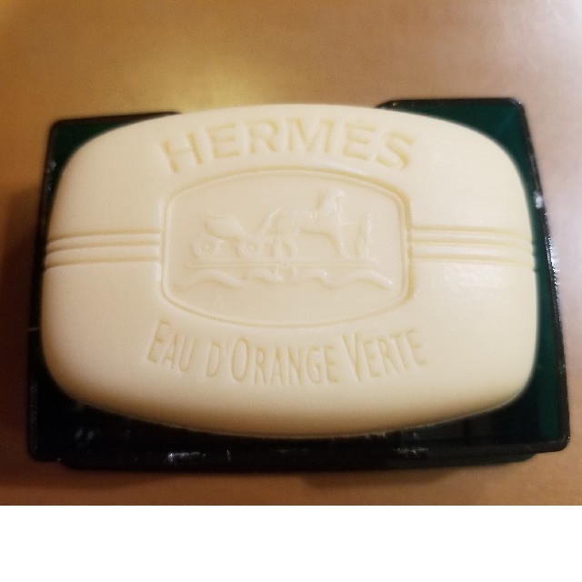 Hermes(エルメス)のAY様専用　エルメス ケース付SOAP 50g コスメ/美容のボディケア(ボディソープ/石鹸)の商品写真