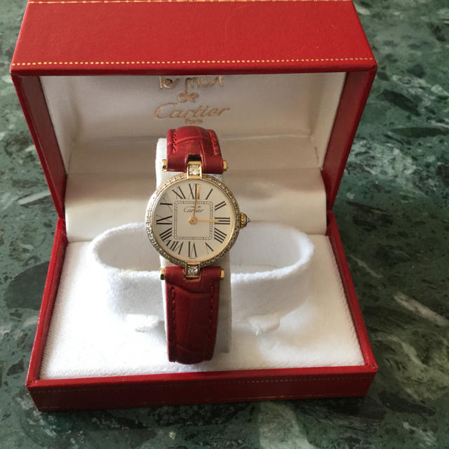 格安人気 Cartier カルティエオバランダイヤゴールド、美品❣️ - 腕時計