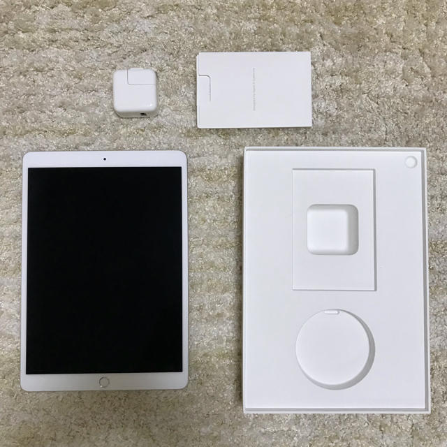 Apple - 【ウサギ】iPad Pro 10.5 インチ(64GB) シルバー