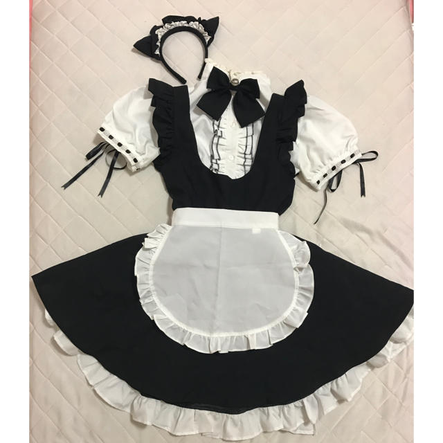 【最終値下げ】ネコ耳カチューシャのメイド服♡ エンタメ/ホビーのコスプレ(衣装)の商品写真