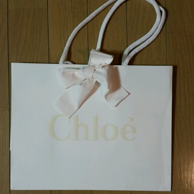 Chloe(クロエ)のChloeショップ紙袋 レディースのバッグ(ショップ袋)の商品写真