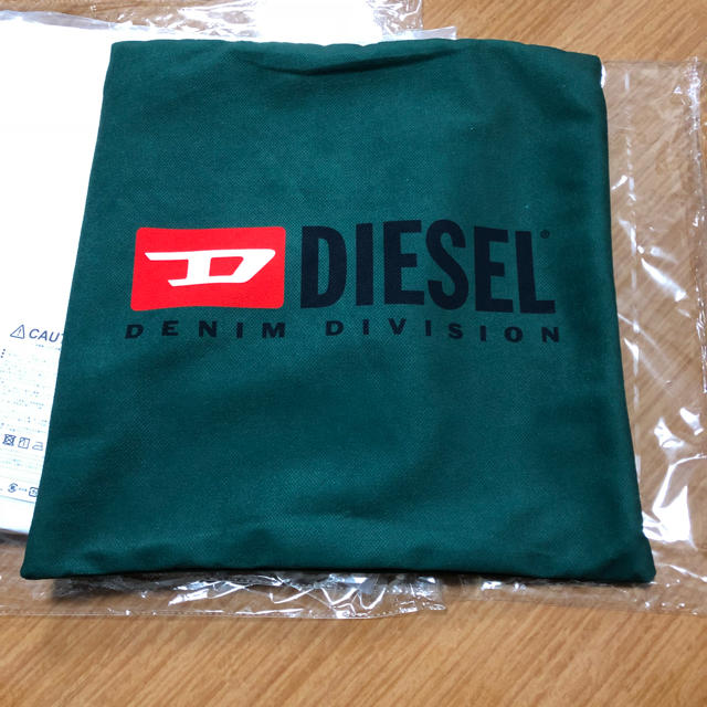 DIESEL(ディーゼル)のDIESEL CUSHION ディーゼル クッション インテリア/住まい/日用品のインテリア小物(クッション)の商品写真