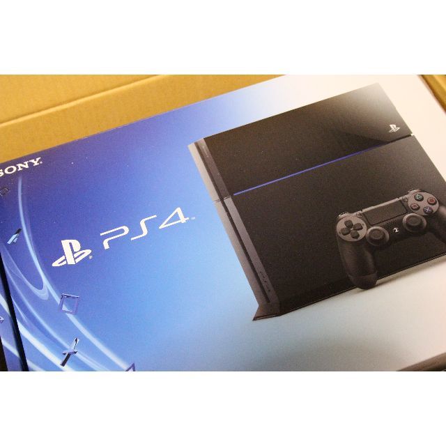 SONY(ソニー)の【値下げ】PS4  500GB 2世代目【送料込み】 エンタメ/ホビーのゲームソフト/ゲーム機本体(家庭用ゲーム機本体)の商品写真