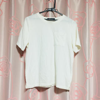 イング(INGNI)の白Tシャツ(Tシャツ(半袖/袖なし))