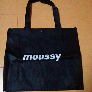 マウジー(moussy)のマウジー  不織布 トートバッグ(ショップ袋)