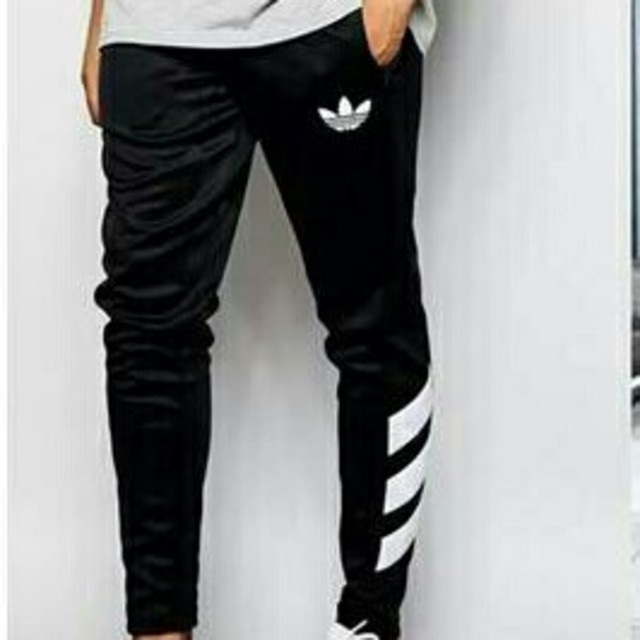 Adidas アディダスオリジナルス トラックパンツ スキニー メンズ sサイズの通販 By 麗奈 S Shop アディダスならラクマ Adidas アディダスオリジナルス トラックパンツ スキニー メンズ sサイズの通販 By 麗奈 S Shop アディダスならラクマ
