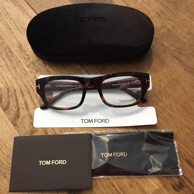 ★即決有り★正規品 新品 トムフォード TF5415 鼈甲 メガネ 眼鏡のサムネイル