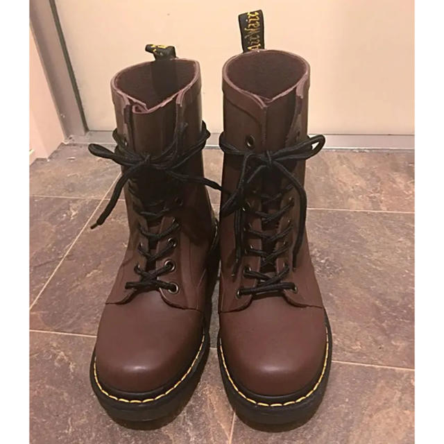 Dr.Martens(ドクターマーチン)のドクターマーチン ブーツ 8ホール 23センチ レディースの靴/シューズ(ブーツ)の商品写真